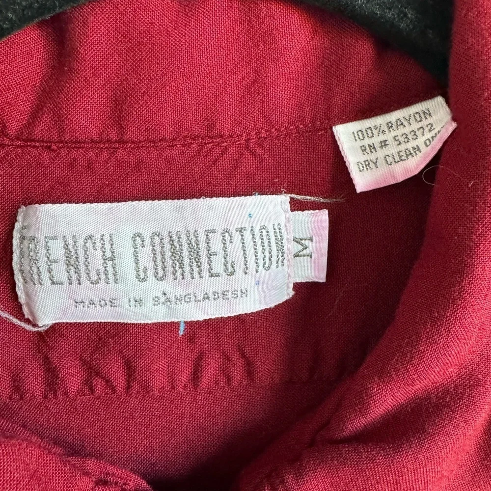 French Connection Men's Collared Burgundy Casual Button Down Shirt Size Medium
